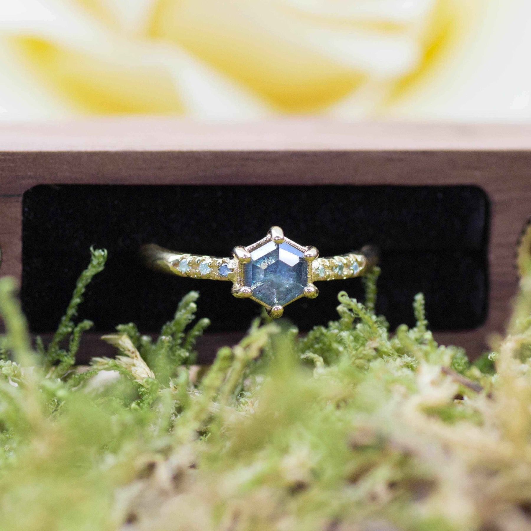 Eco Gold Verlobungsring Diamant