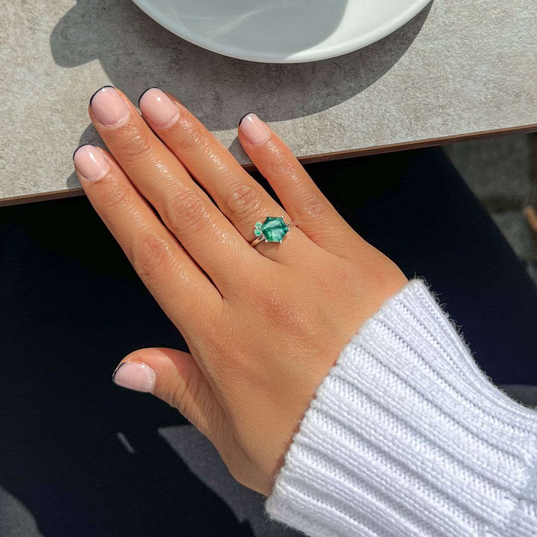 Ring Silber Verlobungsring gruener Stein