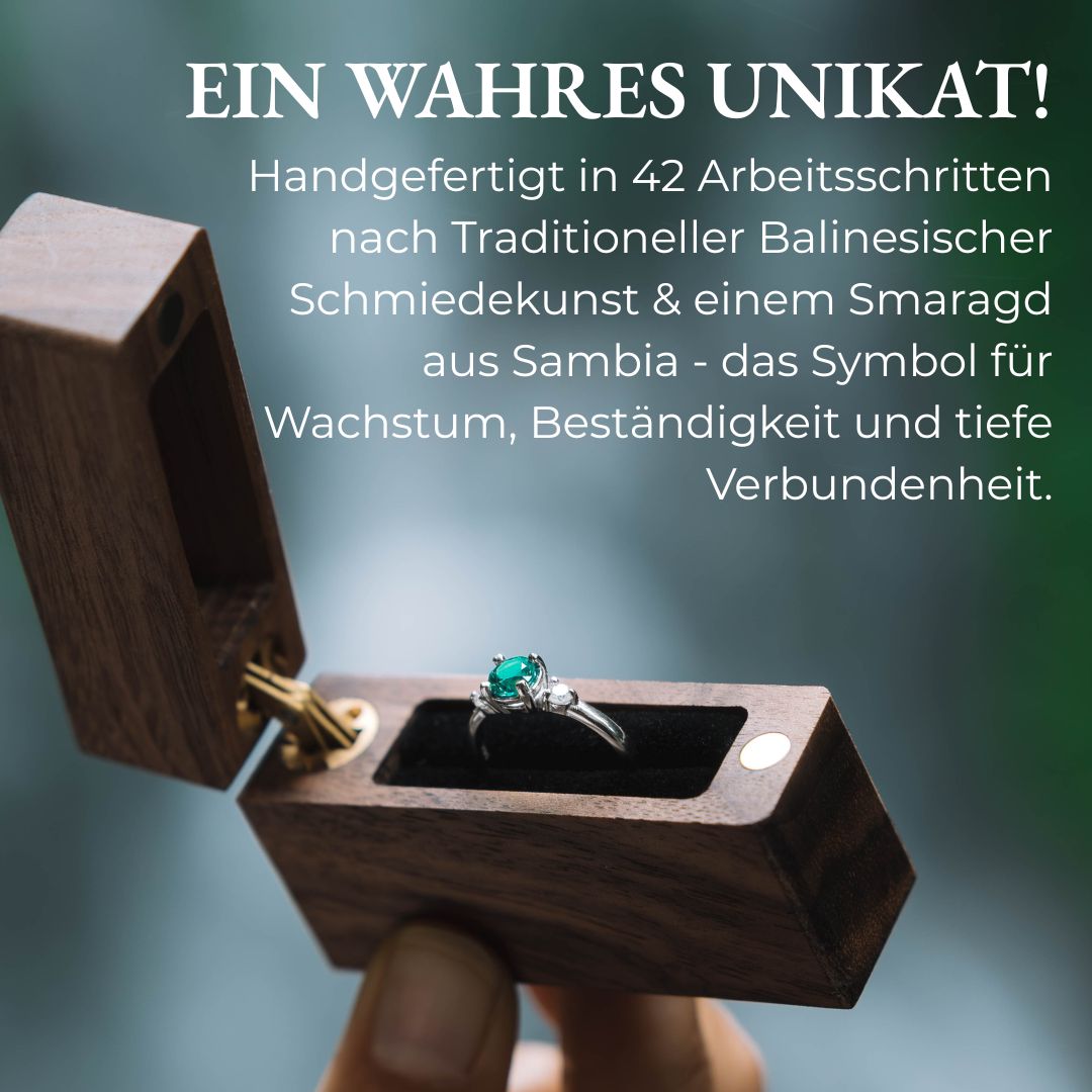 Verlobungsring Echter Smaragd Diamanten Weißgold