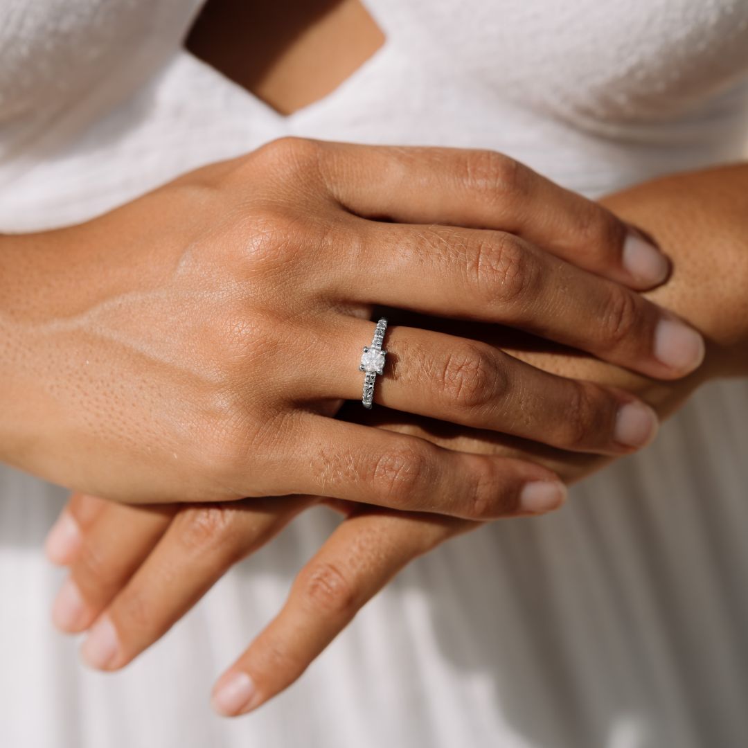 Verlobungsring Weißer Diamant Weißgold