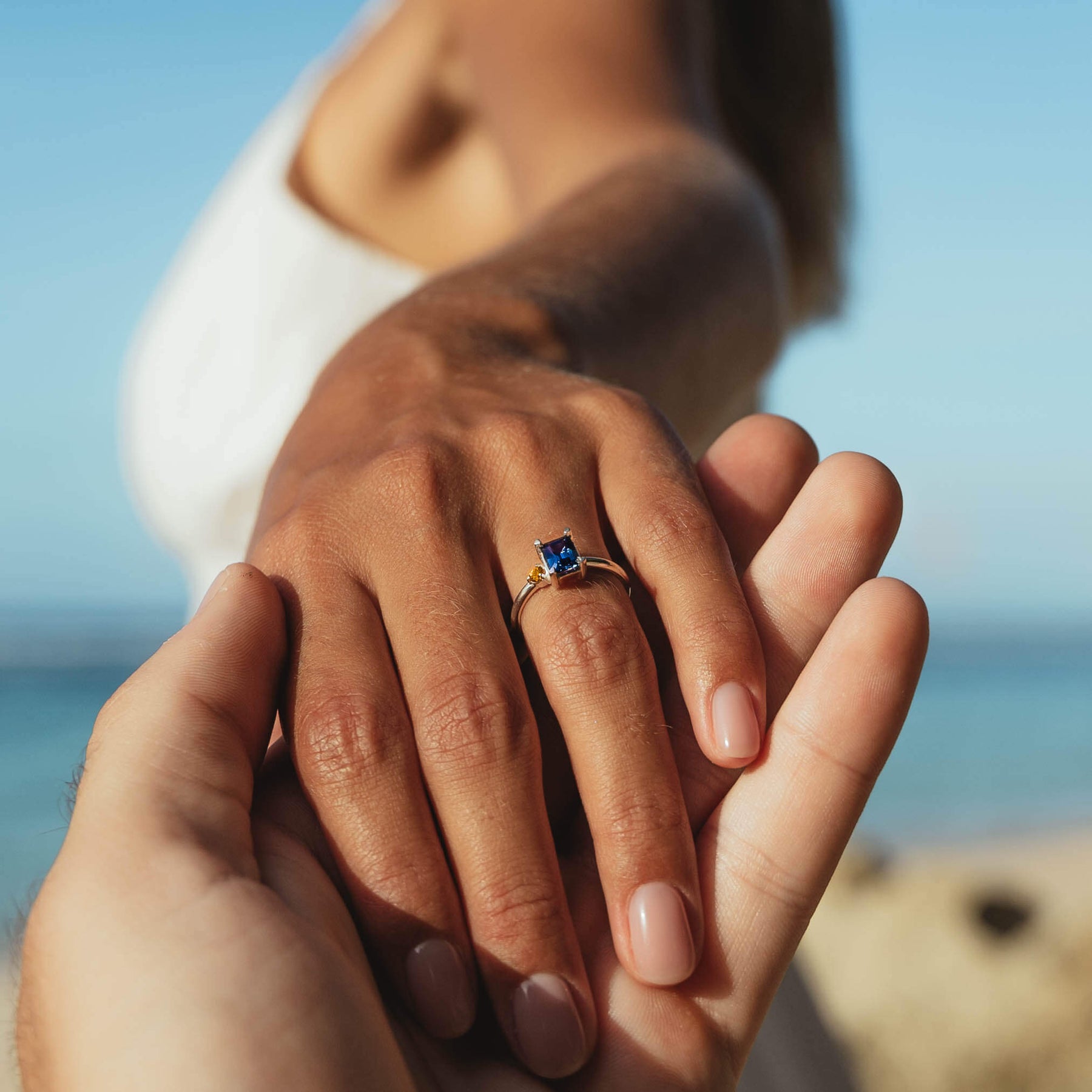 Verlobung Ring Spinell lila gelber Saphir Bali
