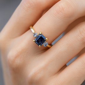 18k Goldring Spinell Anthrazit