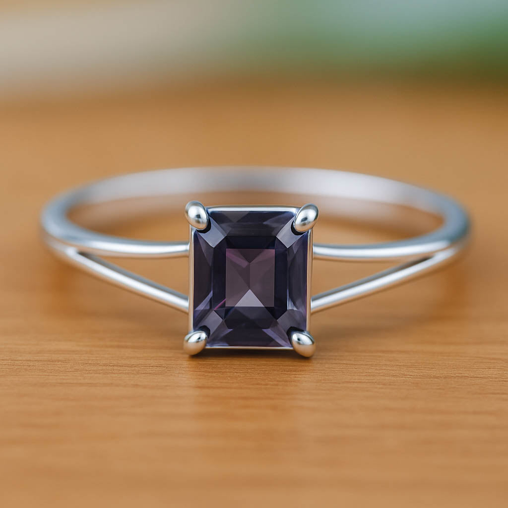 Anthrazit Spinell Ring Lila