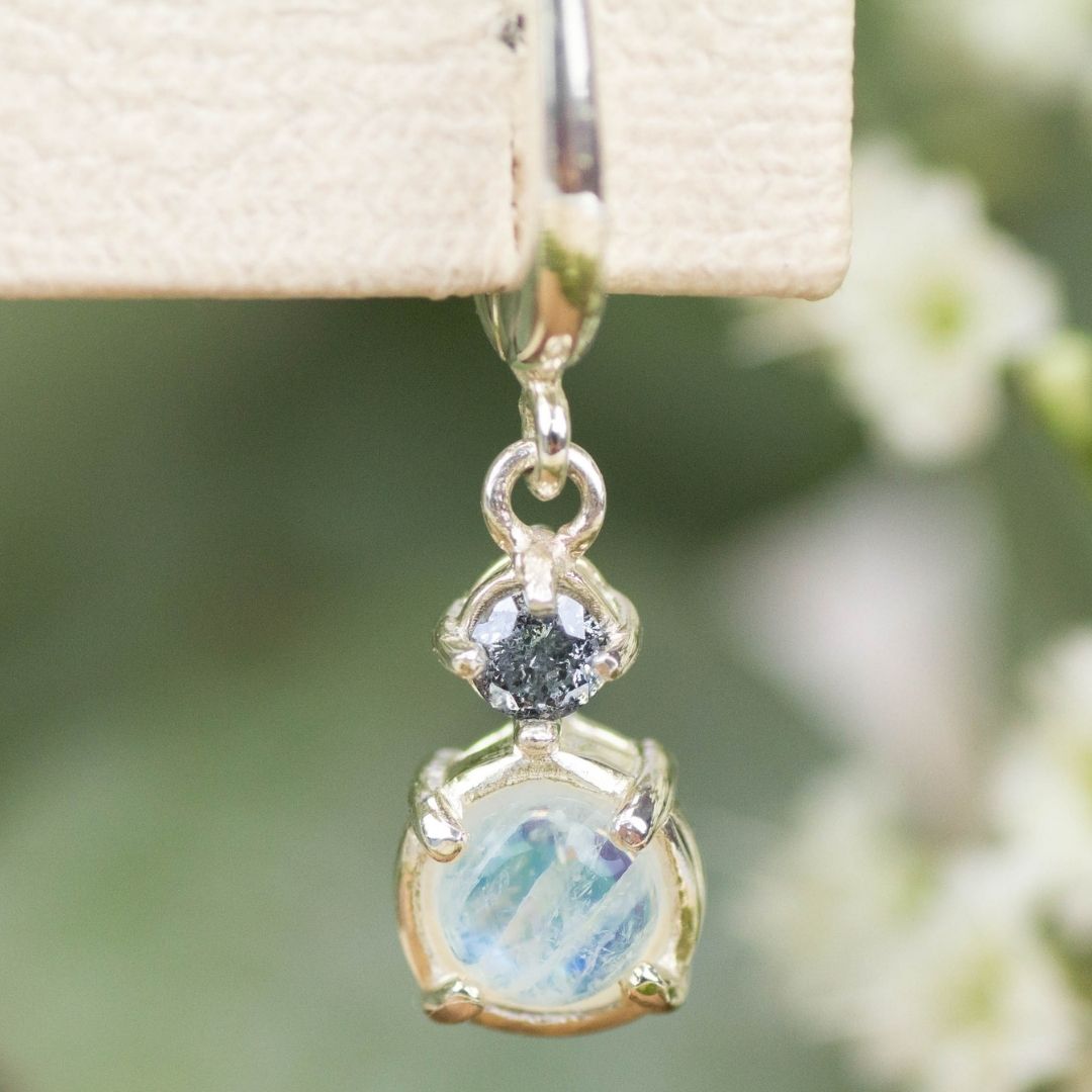 Ohrring Mondstein Diamant