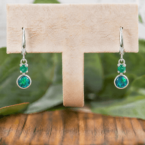 Opal Ohrringe in Silber mit Smaragden