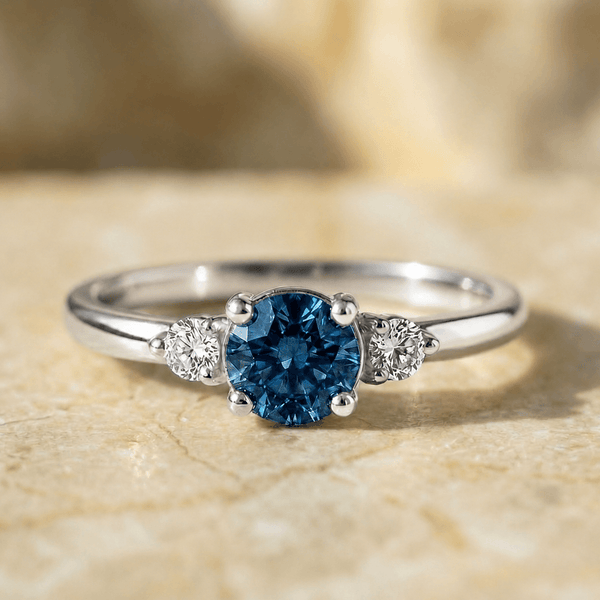 Blauer Saphir & Diamanten Ring | 585 Weißgold