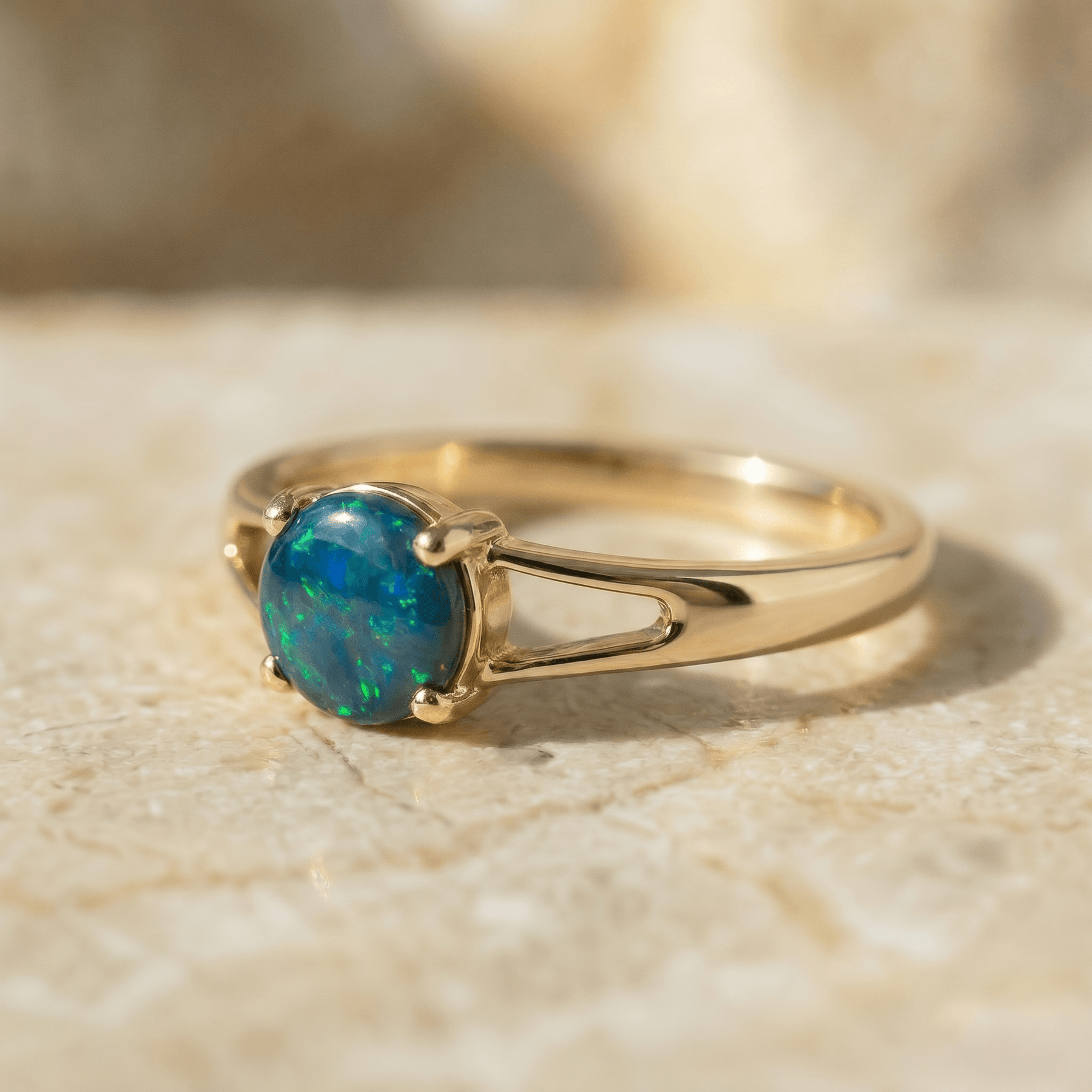 Schwarzer Opal 585 Gold Ring