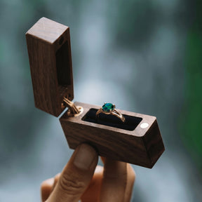Schwarzer Opal Verlobungsring