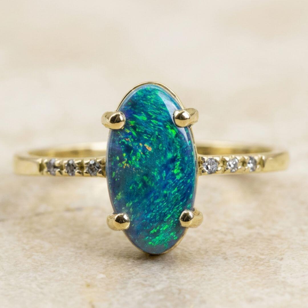 Schwarzer Opal Diamanten Ring