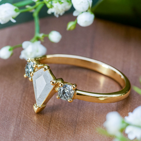 Weiter Diamant Kite Ring Rotgold