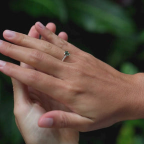 Gruener Saphir Damen Ring Silber