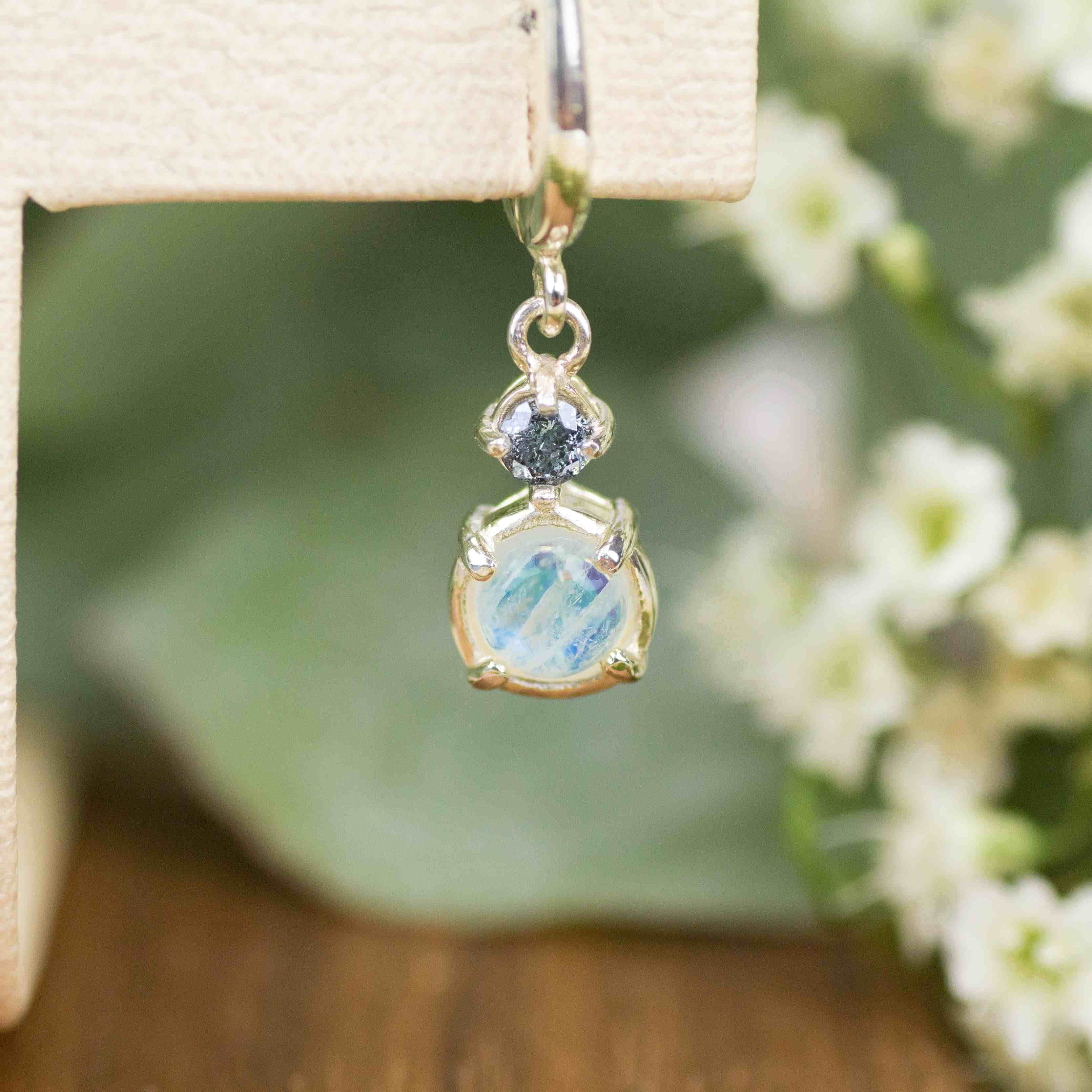Ohrringe Mondstein Diamant Brillant