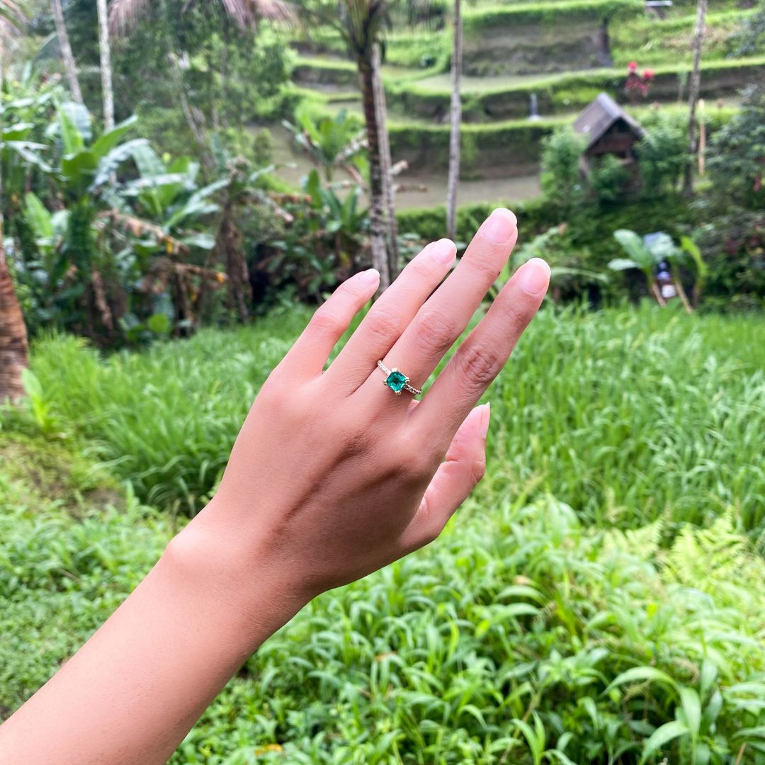Vintage Smaragd Ring Gold Diamanten Bali