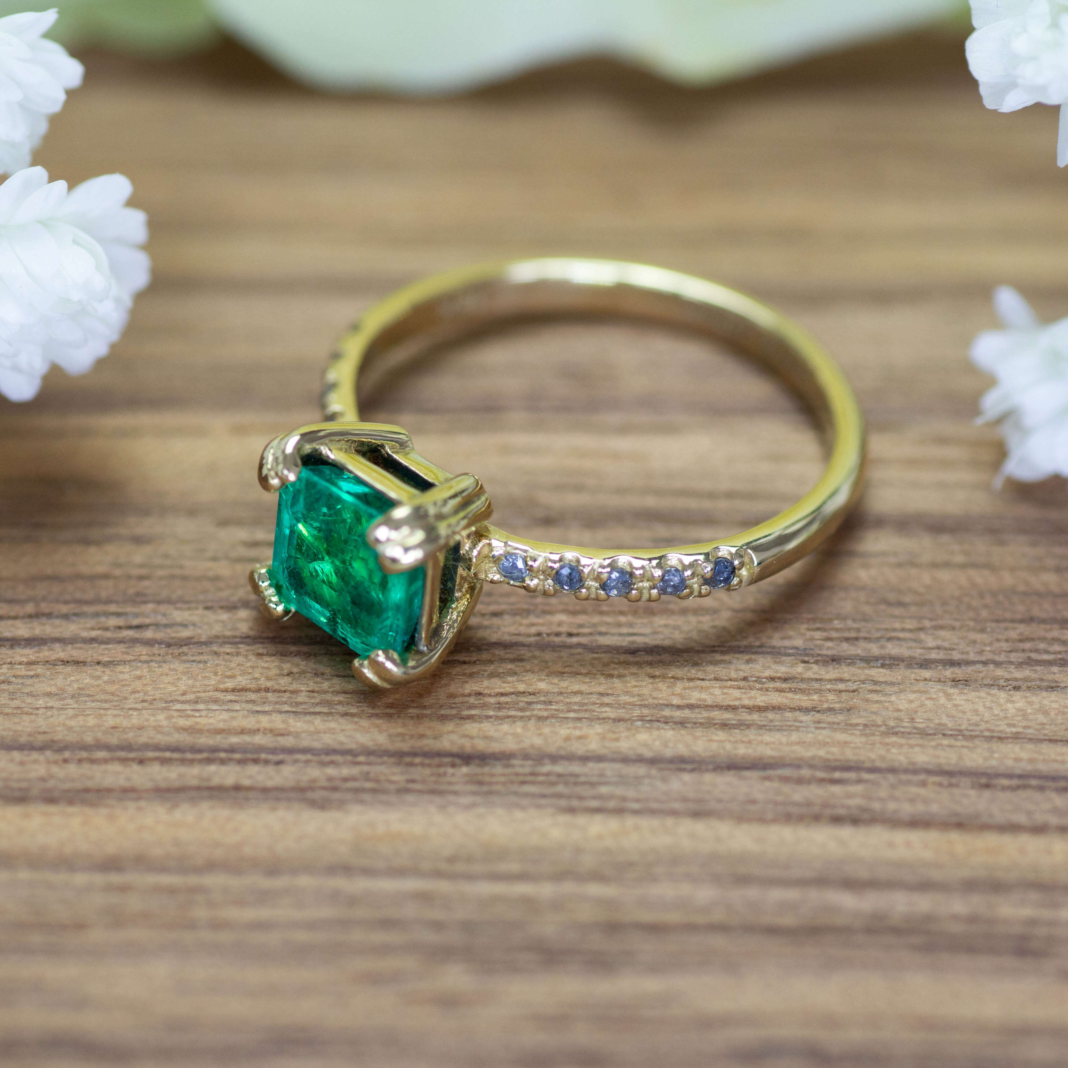 Vintage Verlobungsring Smaragd Diamanten Seite
